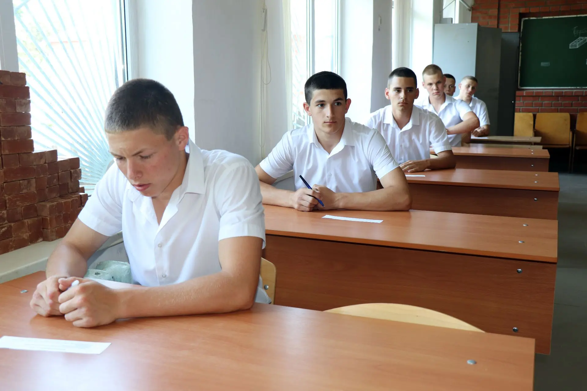 🎓 Продолжаем рассказывать о ходе квалификационных экзаменов!

🧱После поваров своё мастерство проде