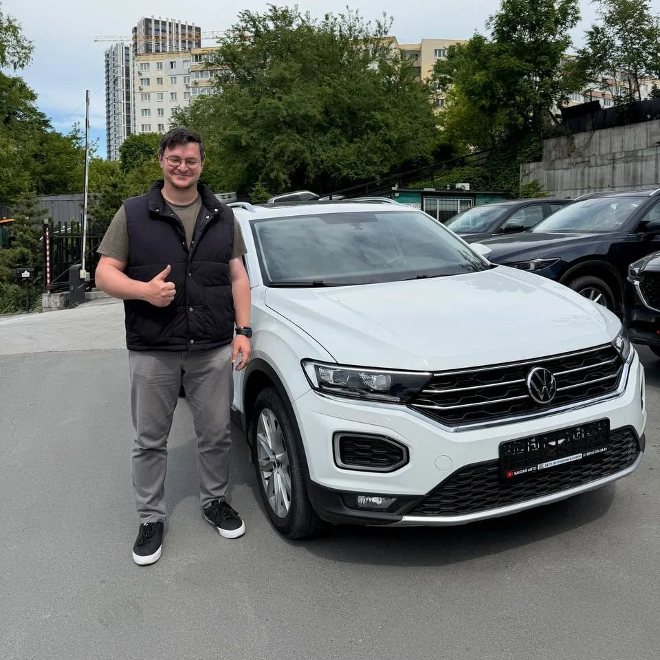 ✅Выдача Volkswagen T-Roc 2022 года нашему клиенту из г. Владивосток