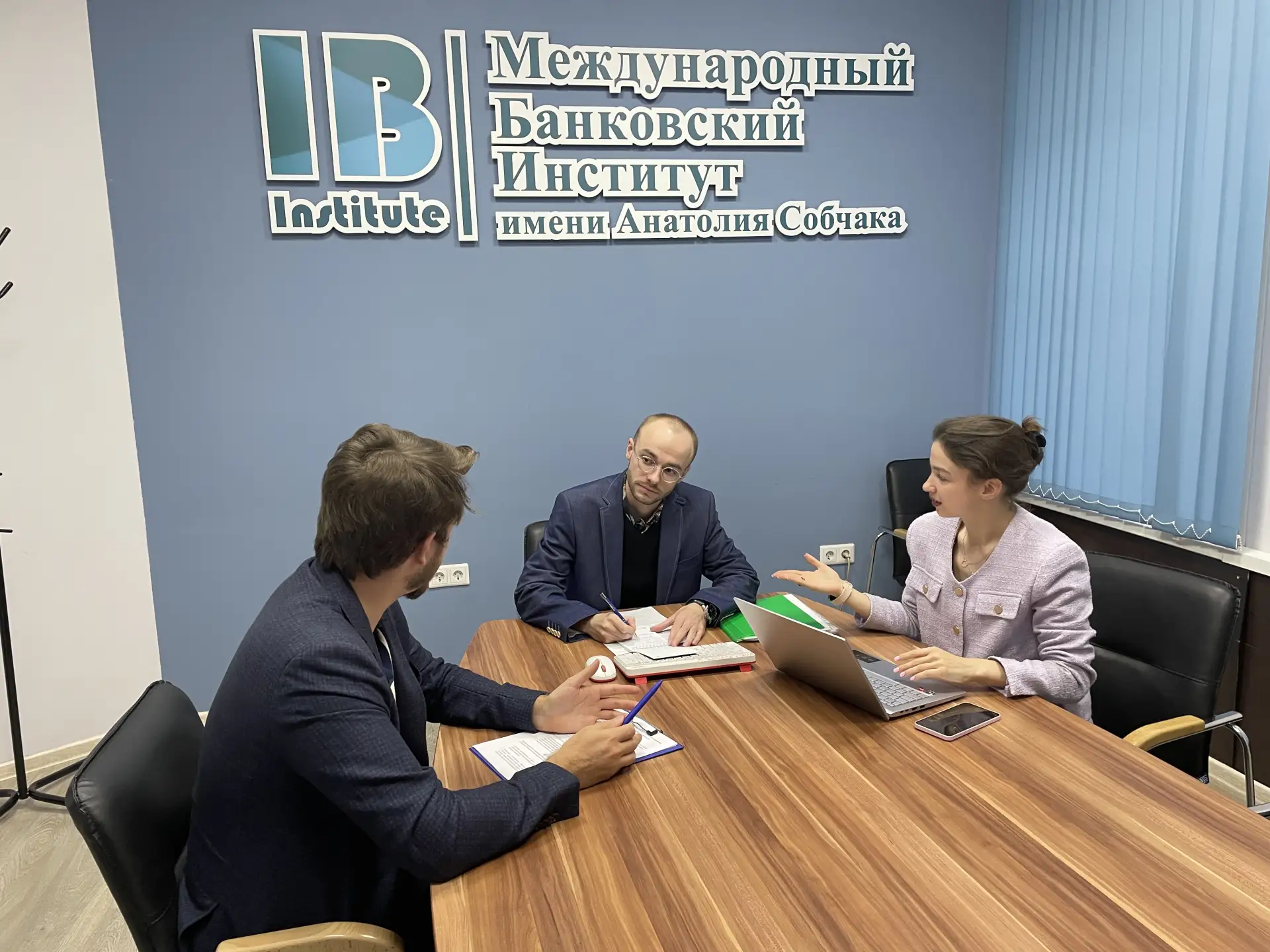 ❗️ 1 октября состоялось заседание Совета молодых учёных Международного банковского инст...