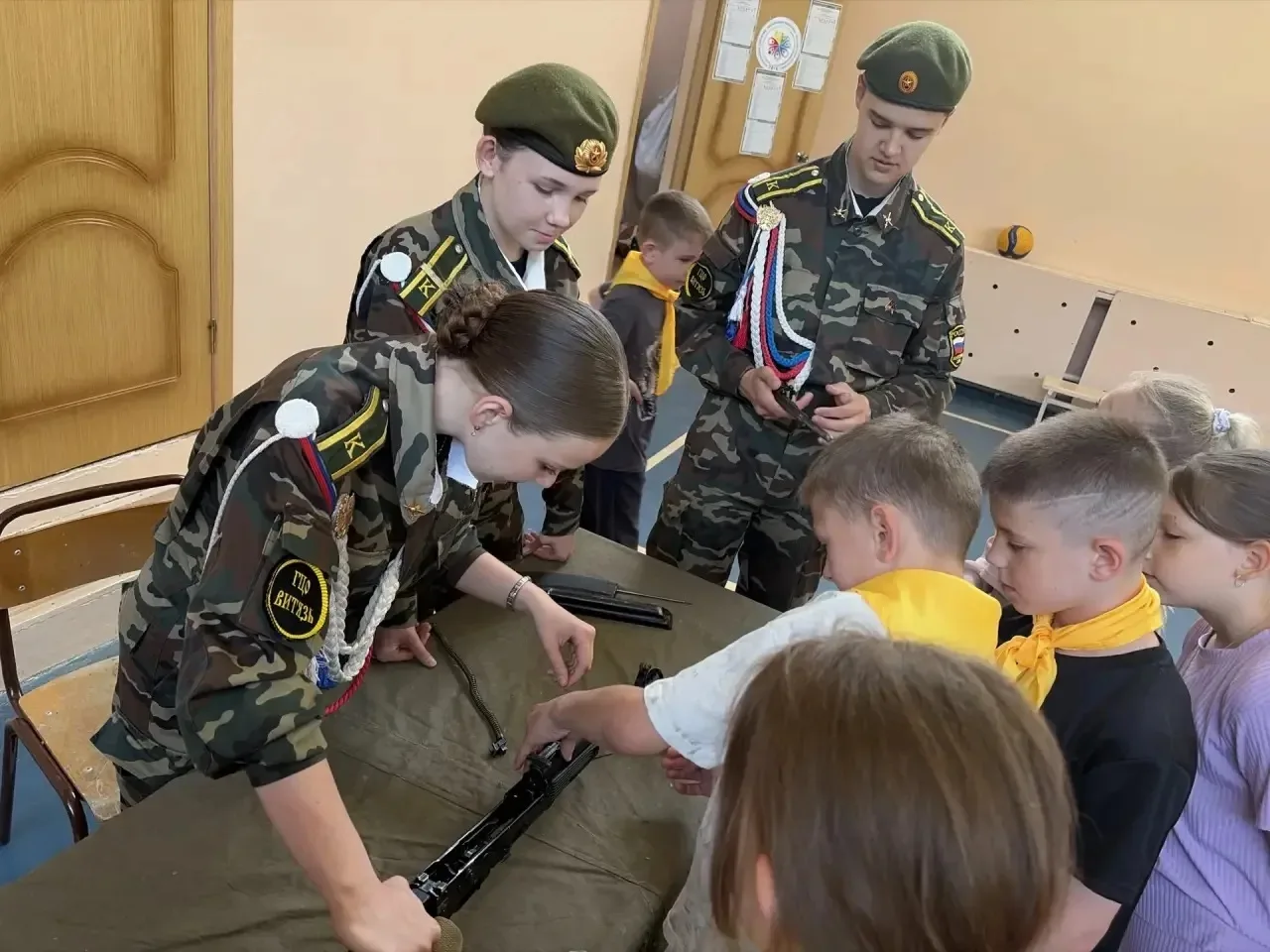 📺 День девятый: 
Звезда - мужество, память и настоящая сила! 🇷🇺⭐

В преддверии празднования Дня Р