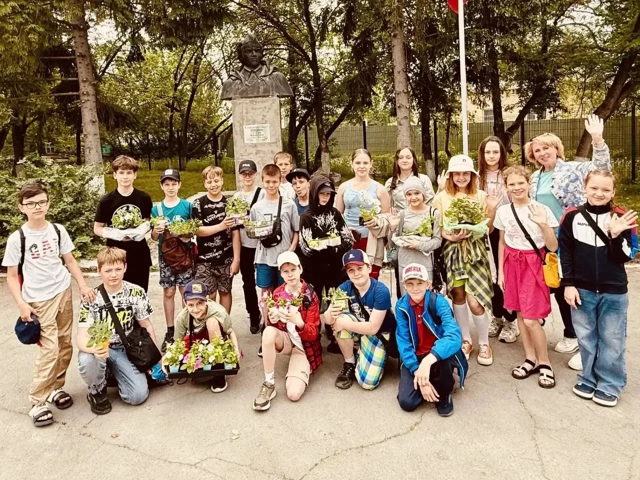 🌿 Маленькие садоводы- большие дела! 💪
Делимся результатами «классного» проекта от 5 И класса (клас