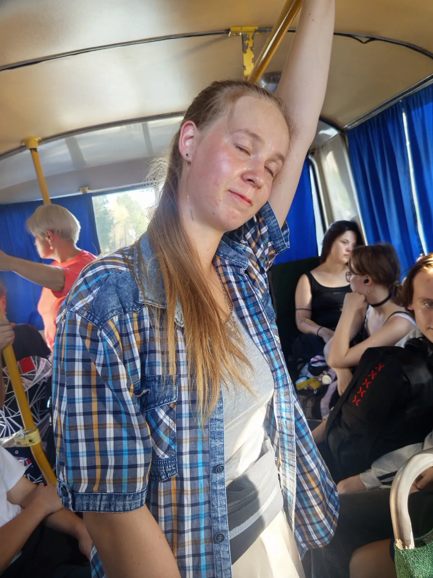 - вайб…