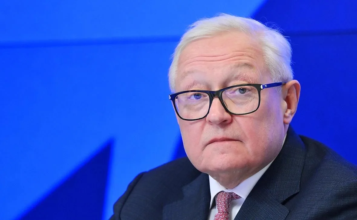 Россия не наблюдает «особой активности» США по украинскому урегулированию, заявил замгл...