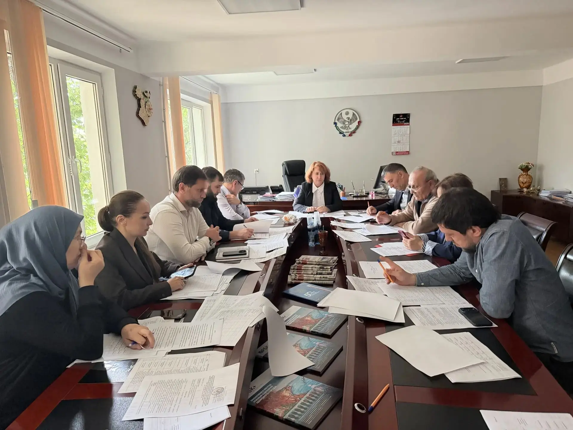 ❕ В Министерстве промышленности и торговли Республики Дагестан обсудили финансово-хозяй...