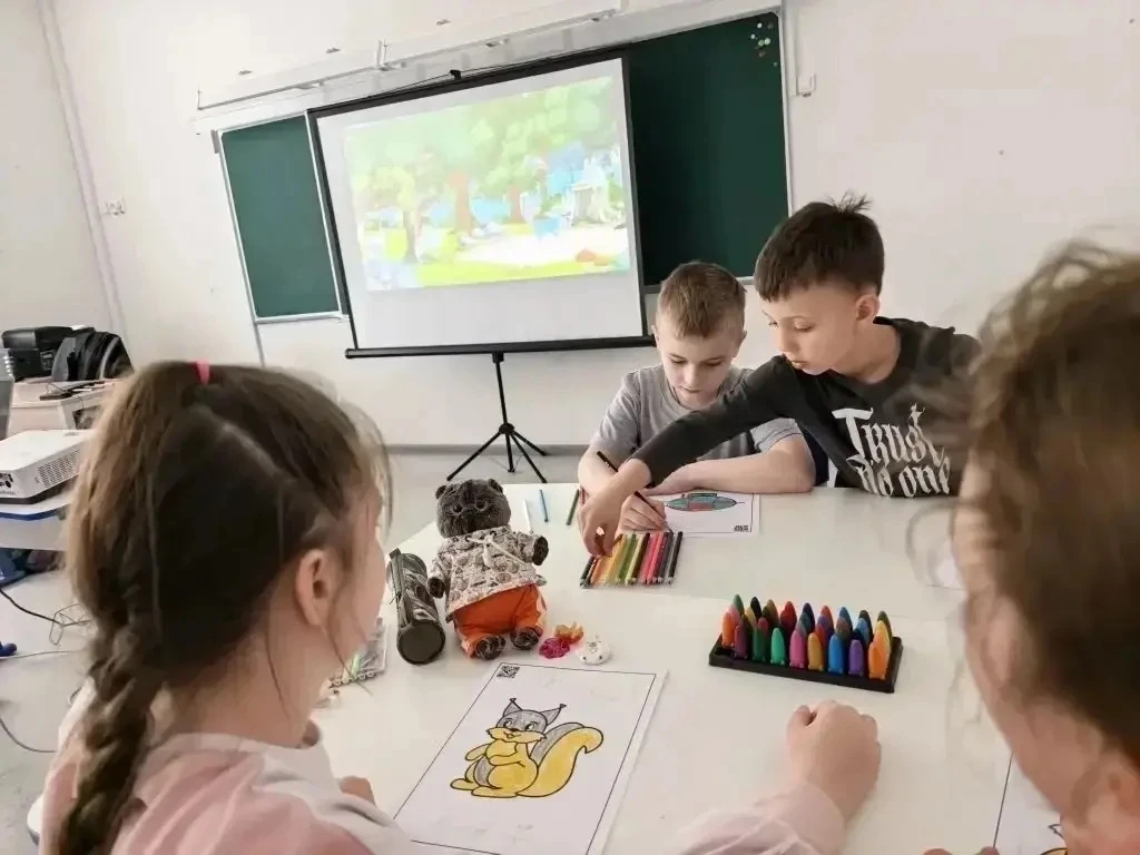 🌞 Сегодня, 1 июня, в День защиты детей открылся  пришкольный детский лагерь! 🌞

Эта смена проходит