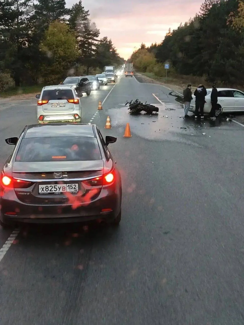 В Нижегородской области мотоциклист выехал на встречку и попал в серьёзное ДТП