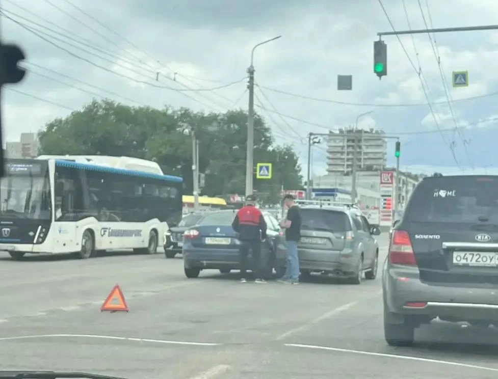 ДТП Уфа на ахметова напротив лукойла