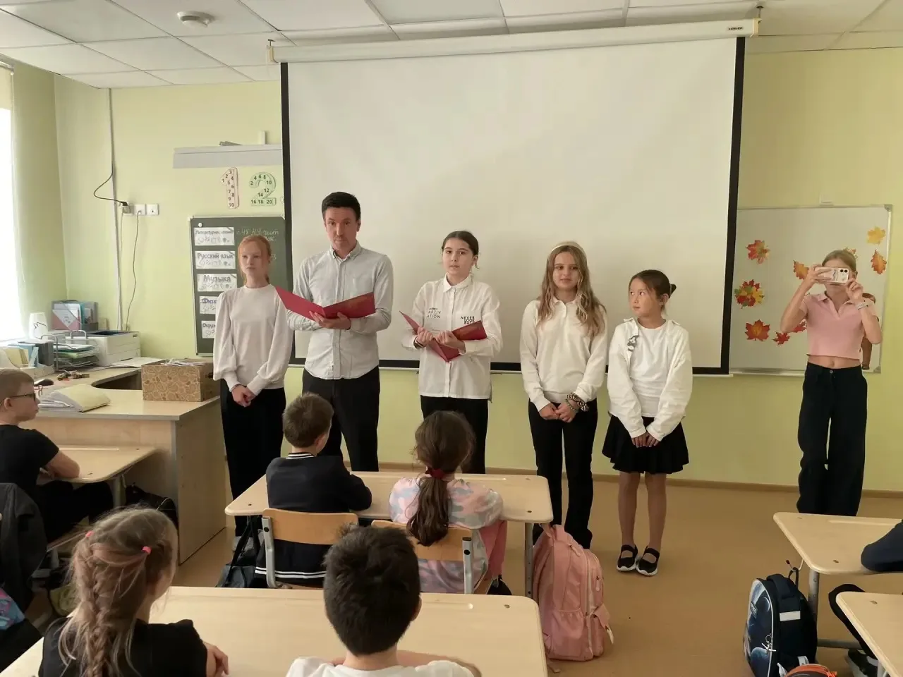🎉 Посвящение в «Орлята России»: праздник в 3Б! 🎉
