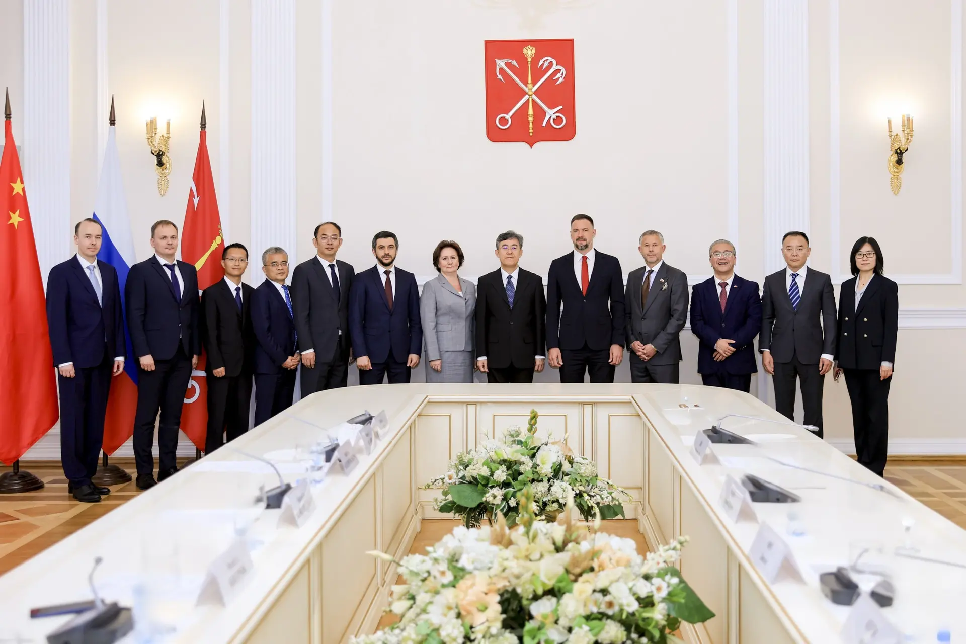 🇷🇺🇨🇳 Кадры решают всё: Петербург и Китай выходят на новый уровень сотрудничества

Провел встречу