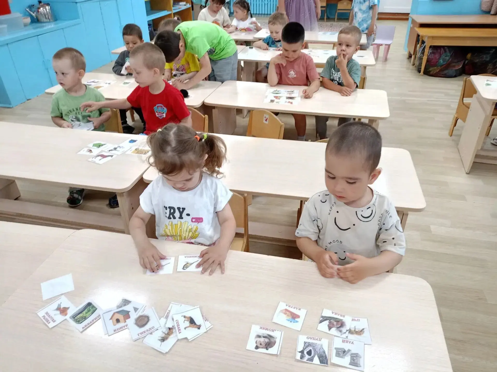 У ребят прошло увлекательное занятие на тему «Мир животных» 🐰🦊🐻 - они отправились в настоящее поз
