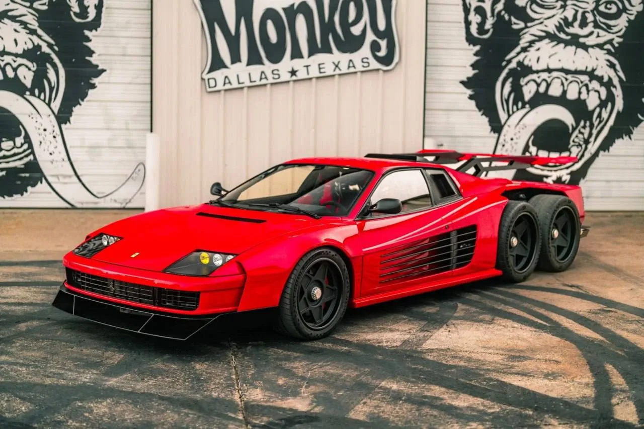 Ferrari Testarossa превратили в шестиколёсного монстра