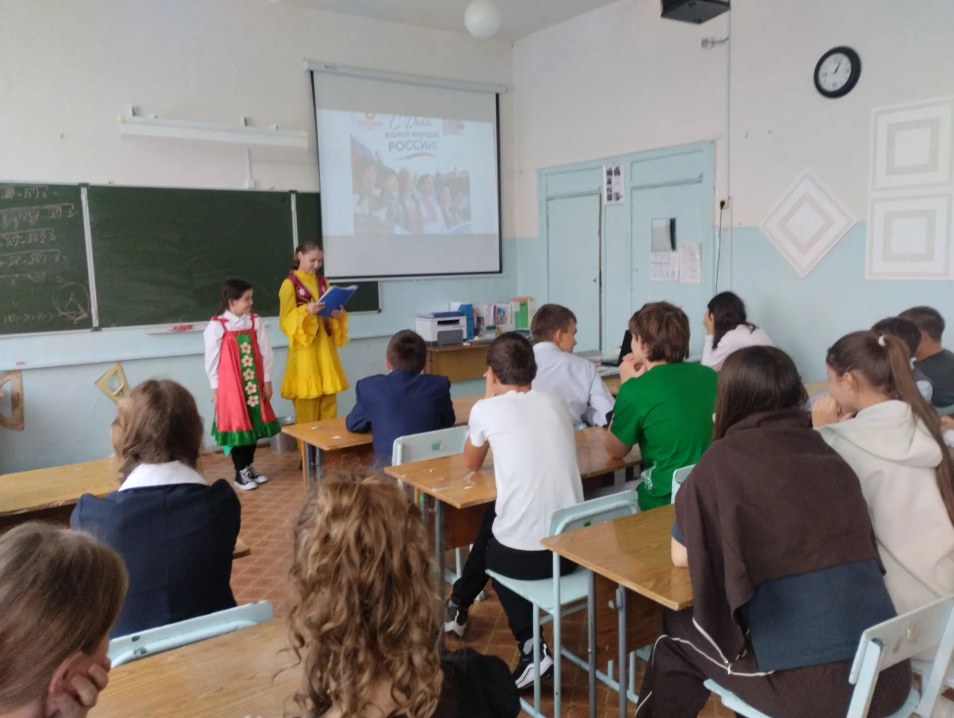 В Новоибрайкинской школе прошло яркое и познавательное мероприятие «Этно-лаборатория: Х...