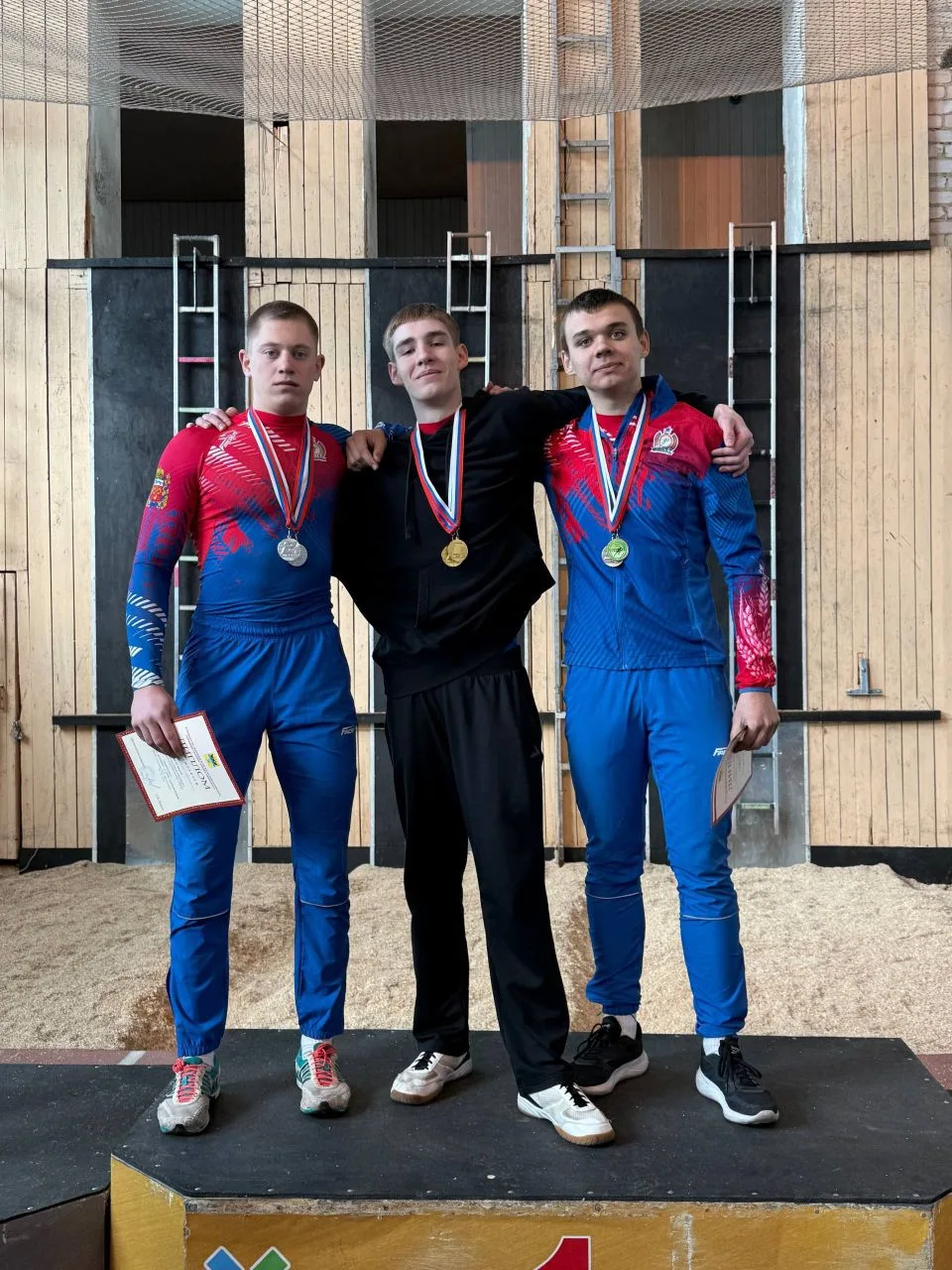 Поздравляем учеников 10б класса Панкратова Артёма занявшего 🥈 место и Муравьева Дмитрия  занявшего 🥉