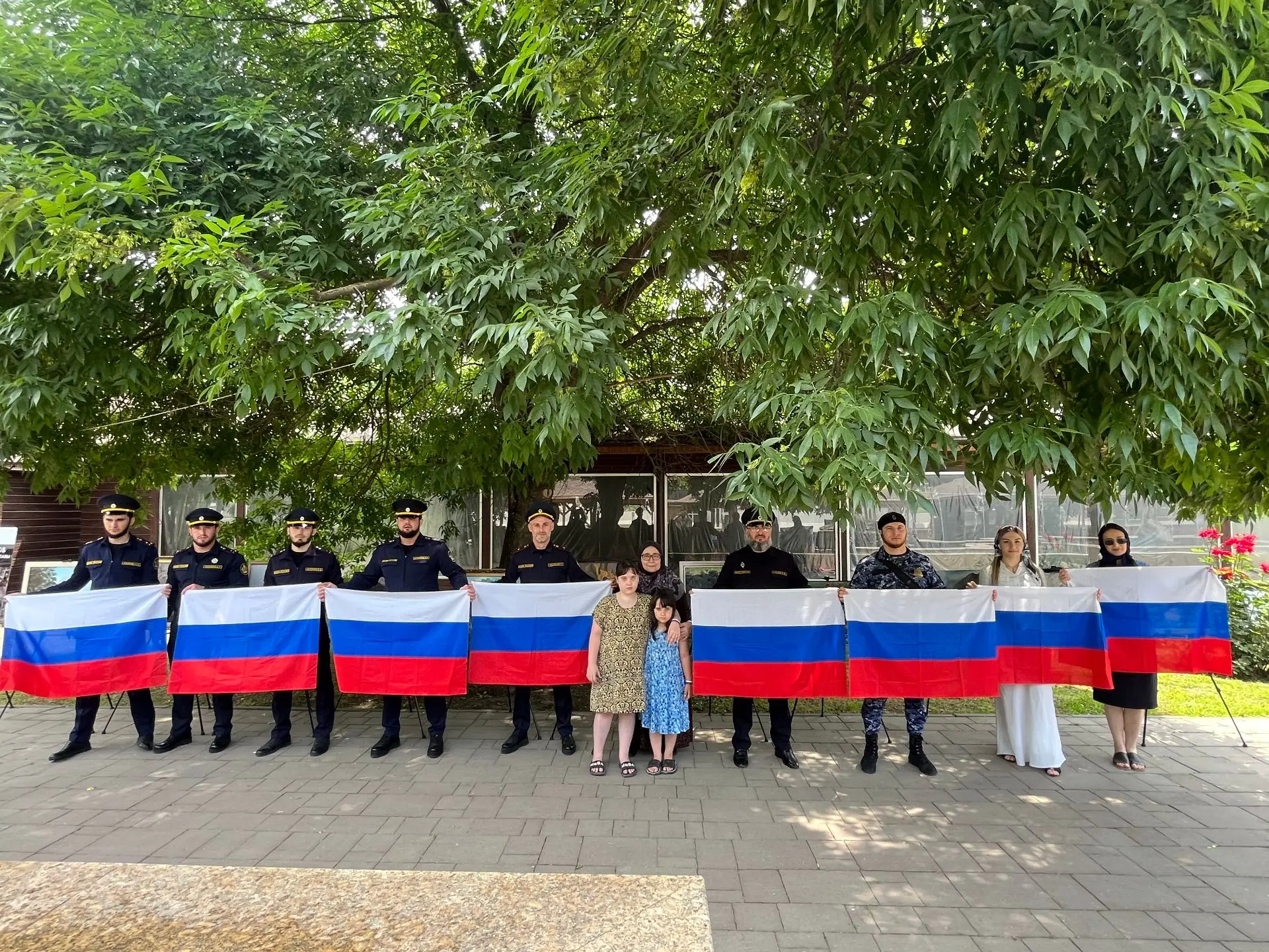 Однодневная передвижная выставка в сквере журналистов
«Вместе мы - Россия»
11 июня 2026 года, в пред