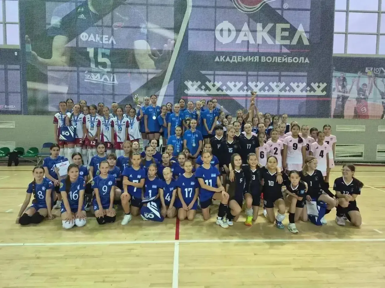 🏐 Пуровские волейболистки — в тройке лучших на Ямале!