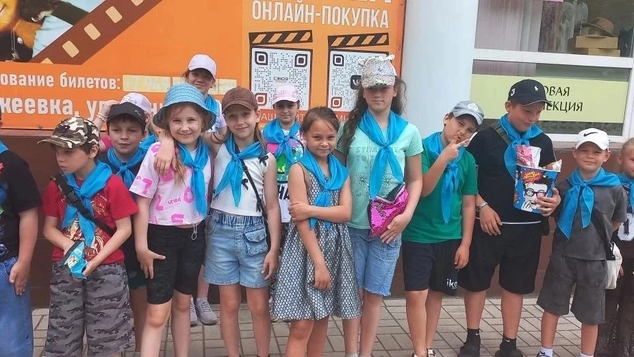 08.06.2026 ребята посетили кинотеатр «Союз» и посмотрели фильм «Богатыри». Просмотр подарил детям яр