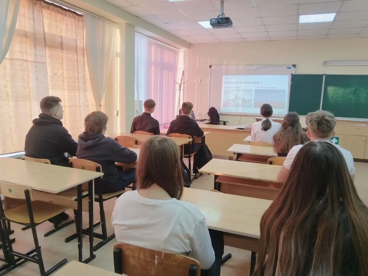 На этой неделе в образовательном комплексе в 7 - х классах прошел второй профориентационный урок на 