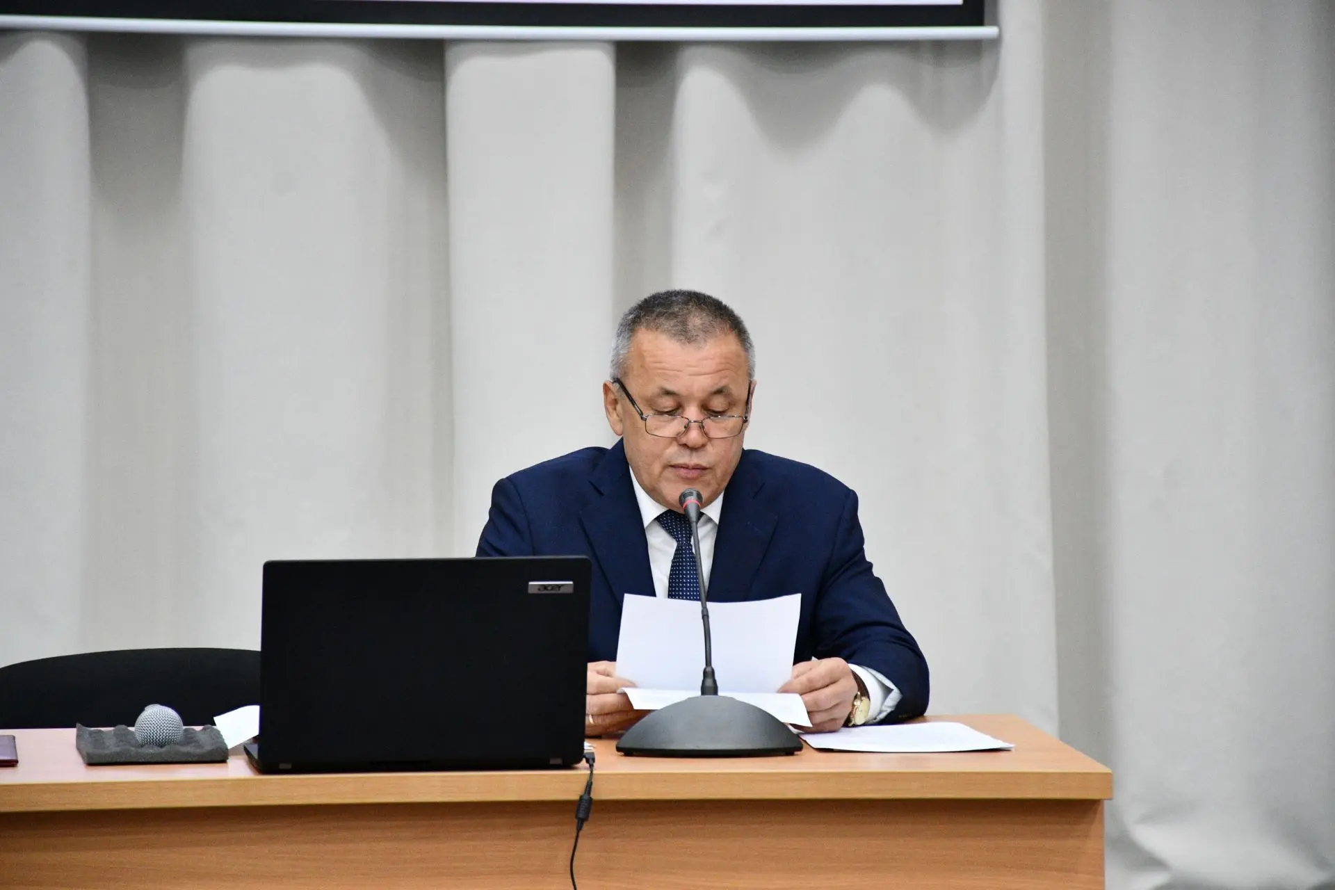 В Детской школе искусств прошло расширенное оперативное совещание под председательством...