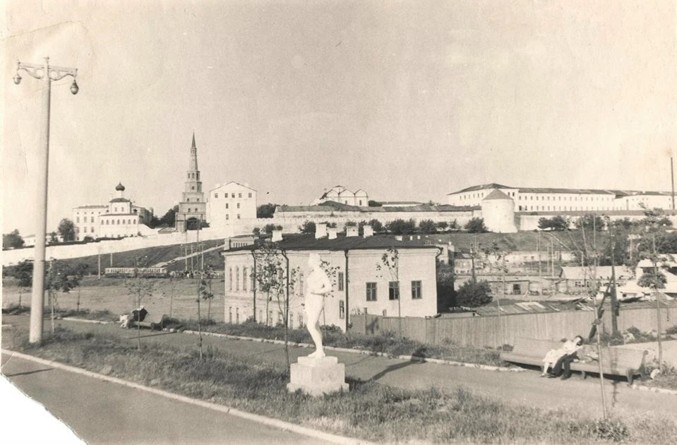 📷 Кремлёвская набережная в начале 60-х