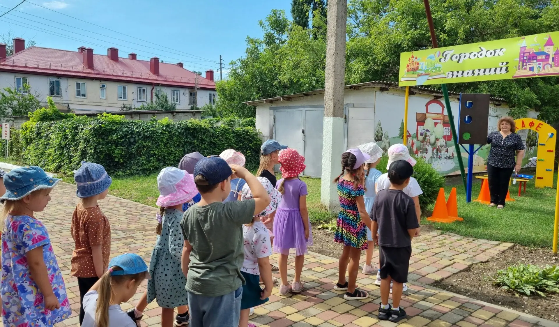 🚦Светофор, дорожные знаки 🚳и правила дорожного движения – надёжные помощники в обеспе...
