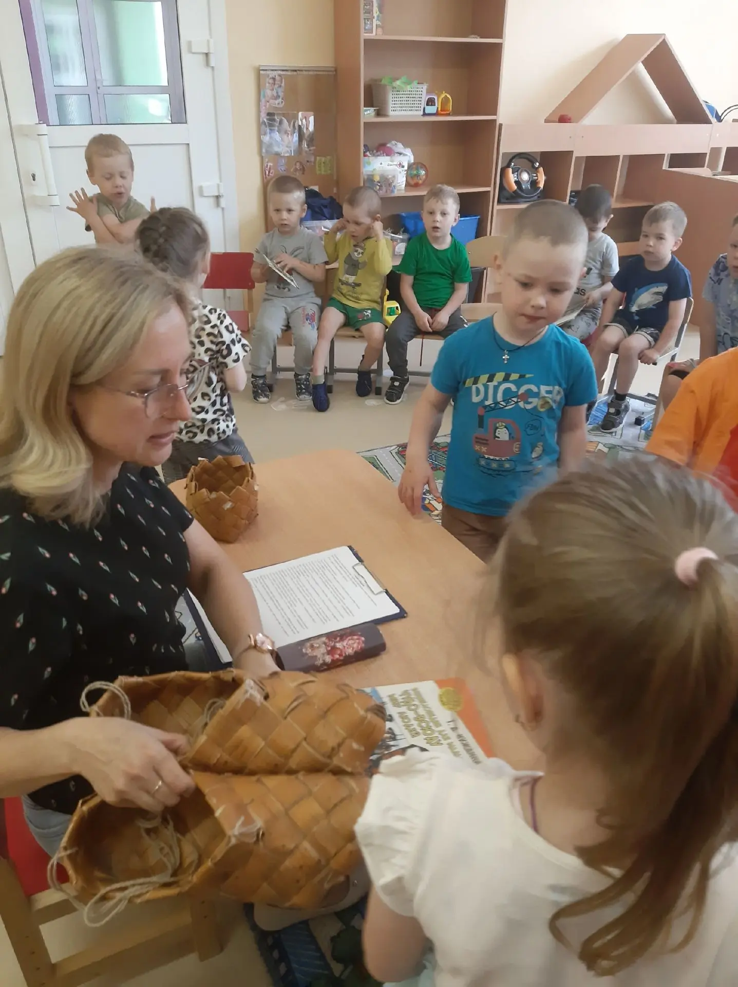 Берёзку милую, родную считают символом России, символом Родины. Россия и Береза- эти два понятия нер