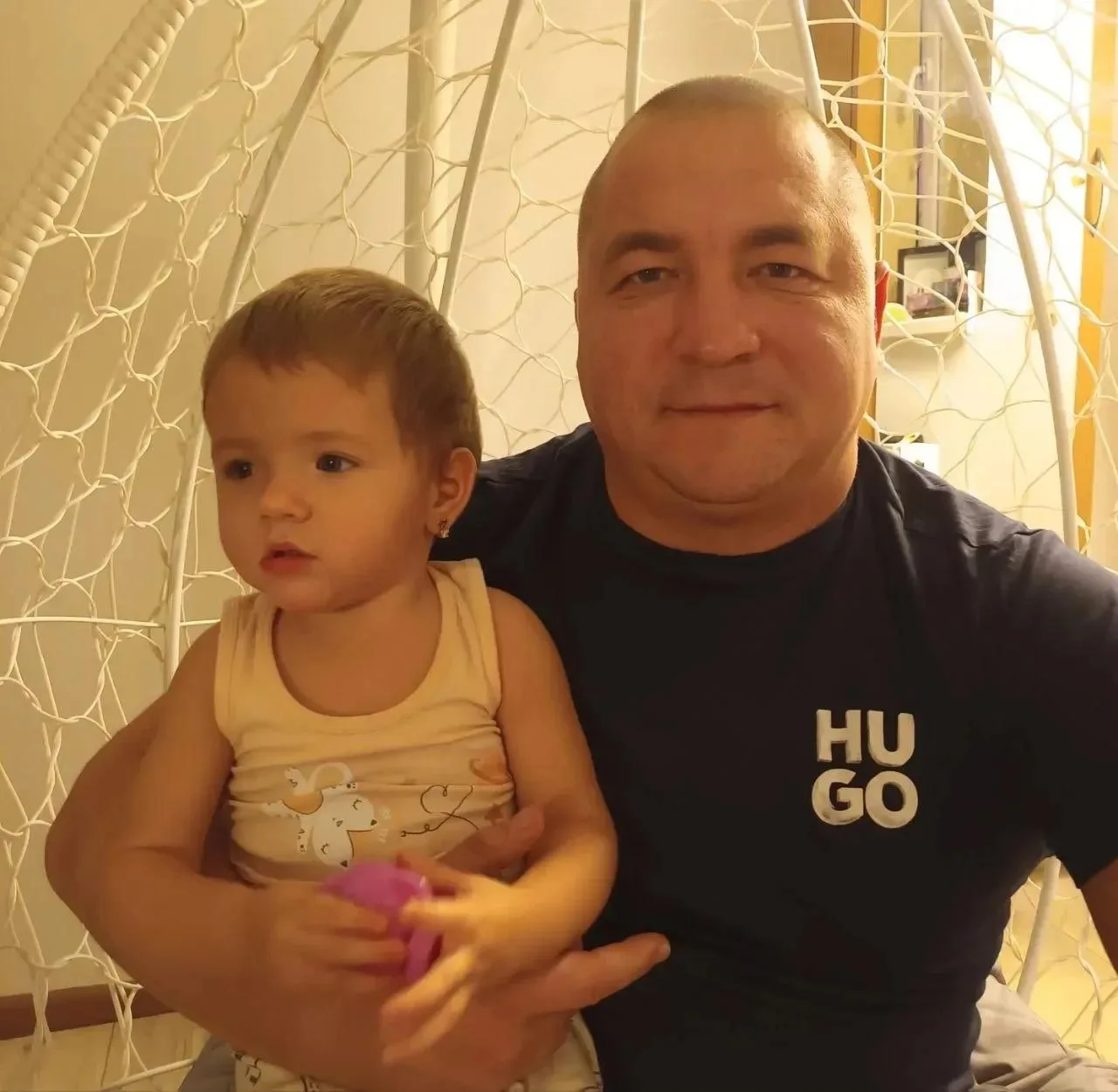❤️Флешмоб «Папа! Я тобой горжусь!»

💓Наши маленькие воспитанники вместе с самыми надёжными, сильным