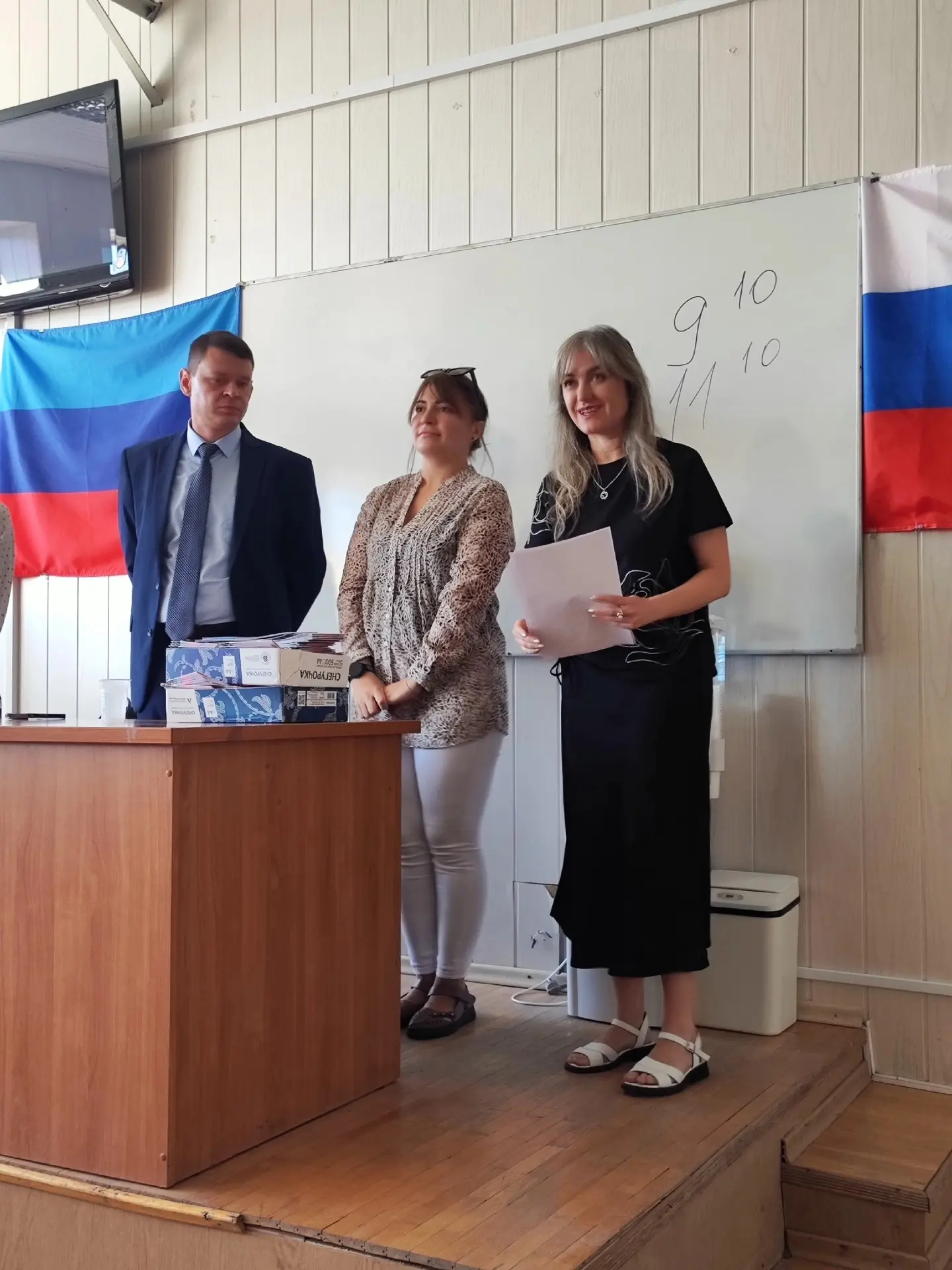 👩🏻‍⚕👨🏽‍⚕️️👩🏼‍⚕️1 сентября после торжественной линейки для студентов Луганского МК...