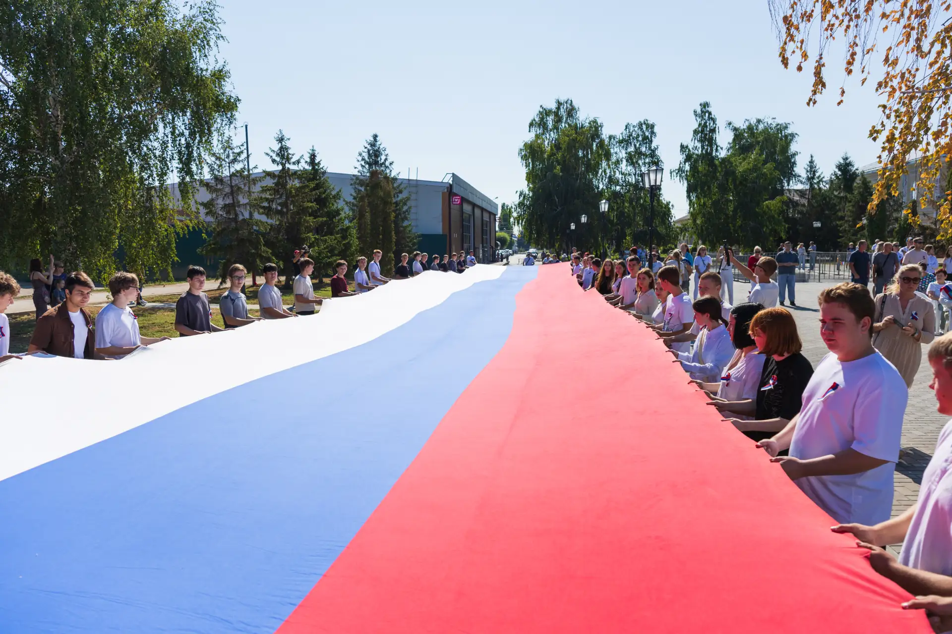 В День Государственного флага Российской Федерации 🇷🇺 в парке Екатерины прошло торжес...