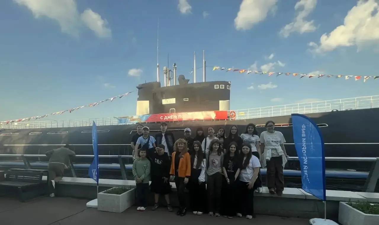 В рамках московской музейной недели  обучающиеся 6А, 8Б классов  / Коробово совместно с педагогом - 