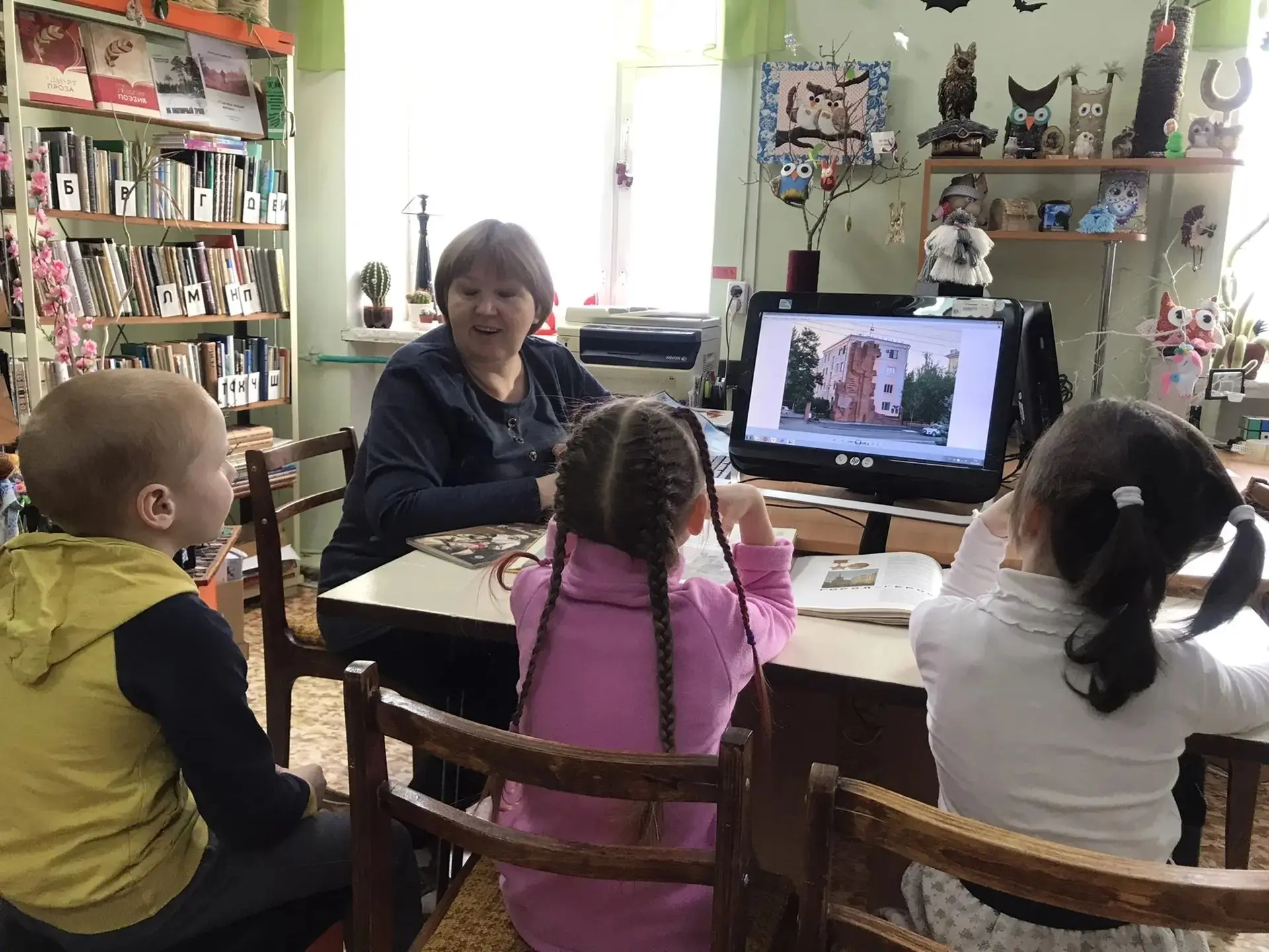 5 февраля в Архангельской библиотеке прошел час мужества «Бессмертный символ воинского ...