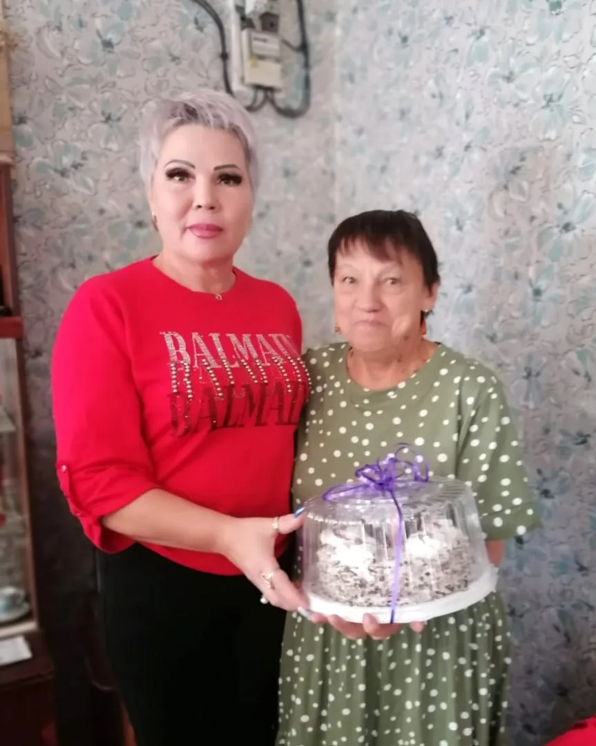 Социальный работник Ольга Куликова работает в селе Нахимовка Спасского МО. Она волонтер...