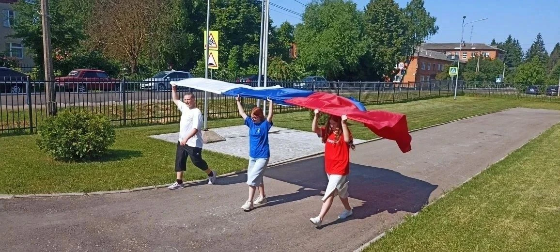 22 августа — День Государственного флага Российской Федерации