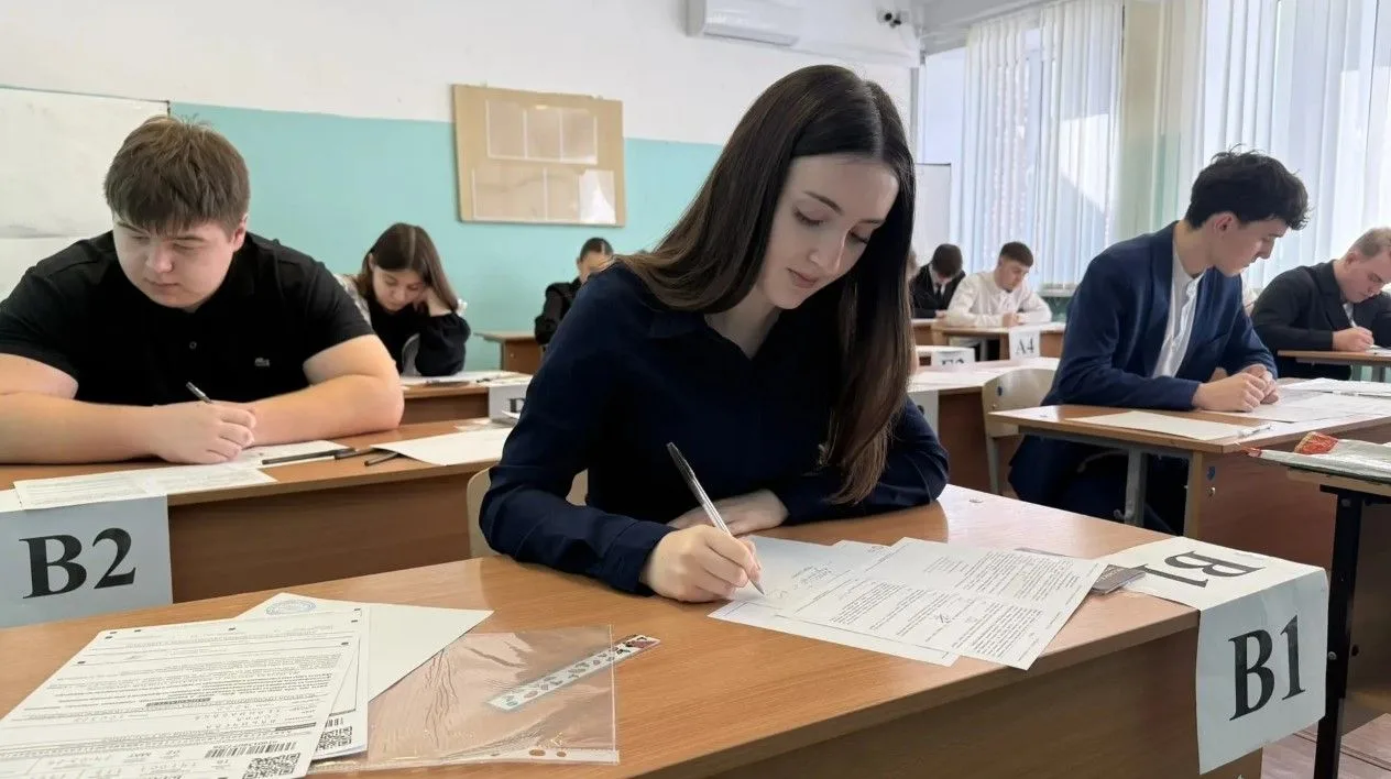 💯ЕГЭ по русскому языку: 86 выпускников проверят свои знания💯
⚡️Завтра, 4 июня, выпускники XI класс