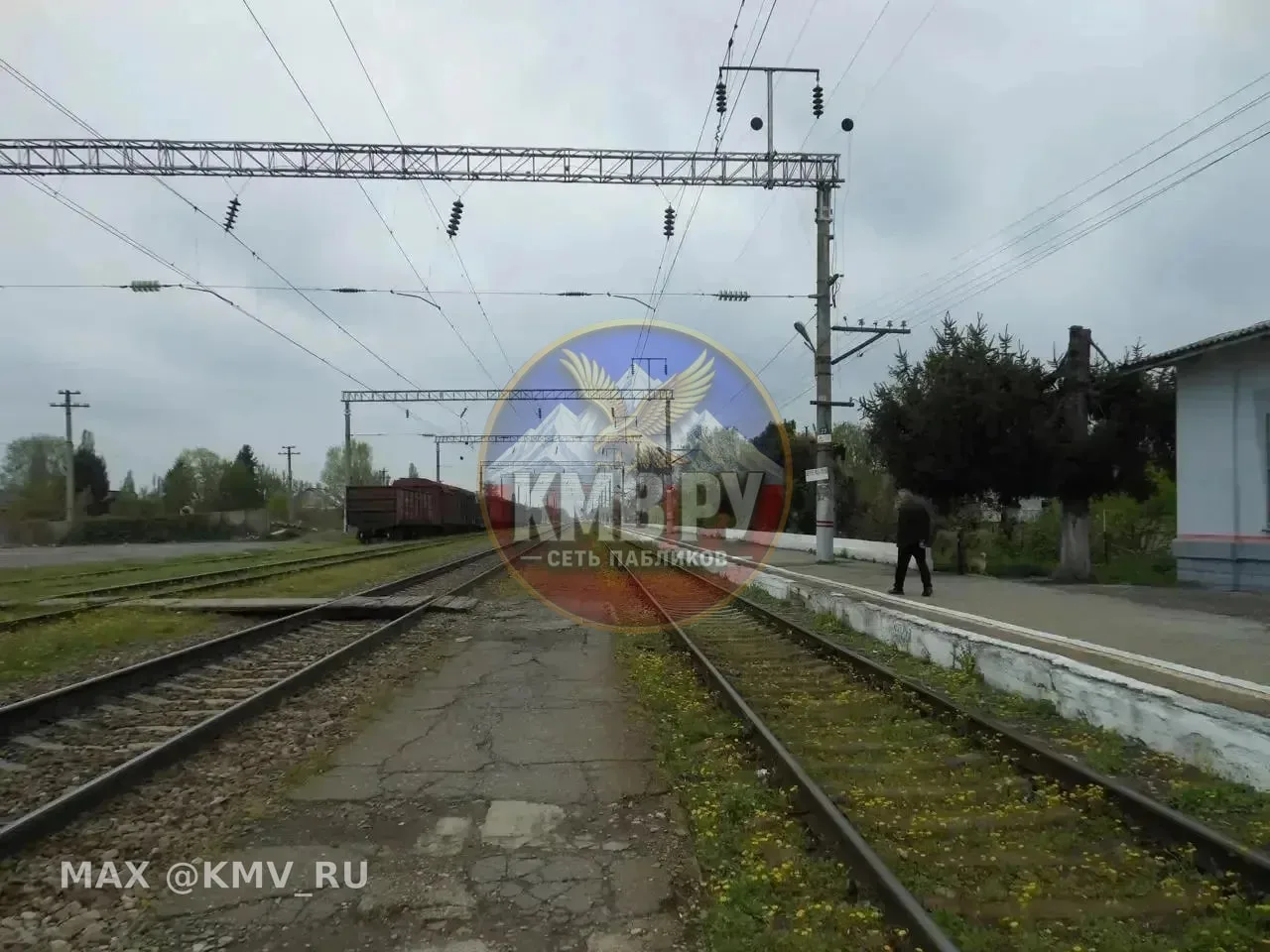 Осуждённый по статье 228 напал на конвоира по пути в туалет, забрал оружие и открыл огонь.