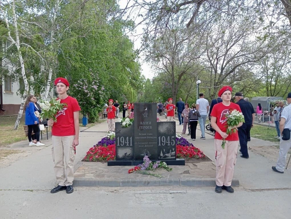 9 мая, в день 81-й годовщины Великой Победы, на Братской могиле советских воинов, погиб...