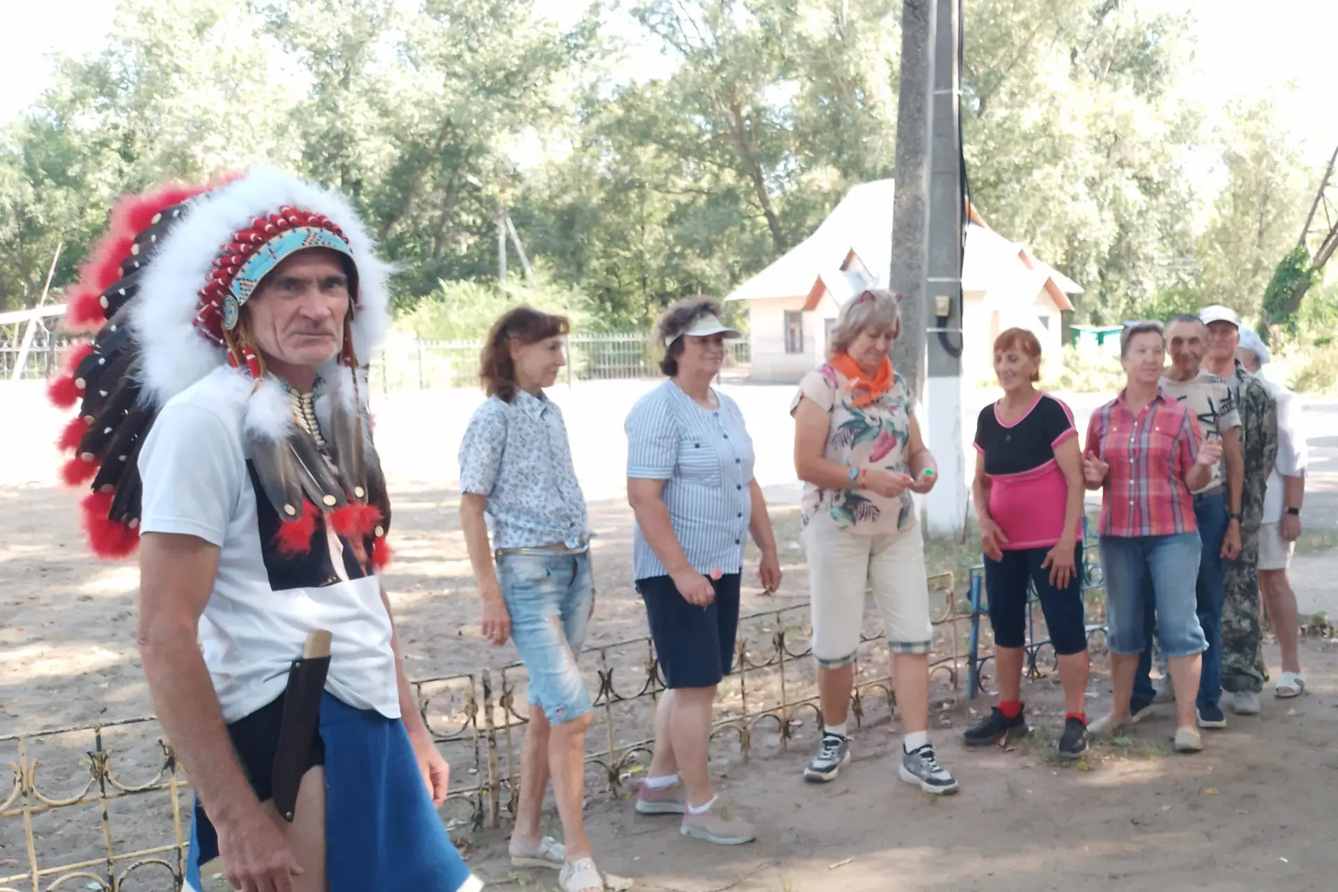«Летний экспресс позитива» подарил нашим старшим еще один день отдыха на берегу Волги