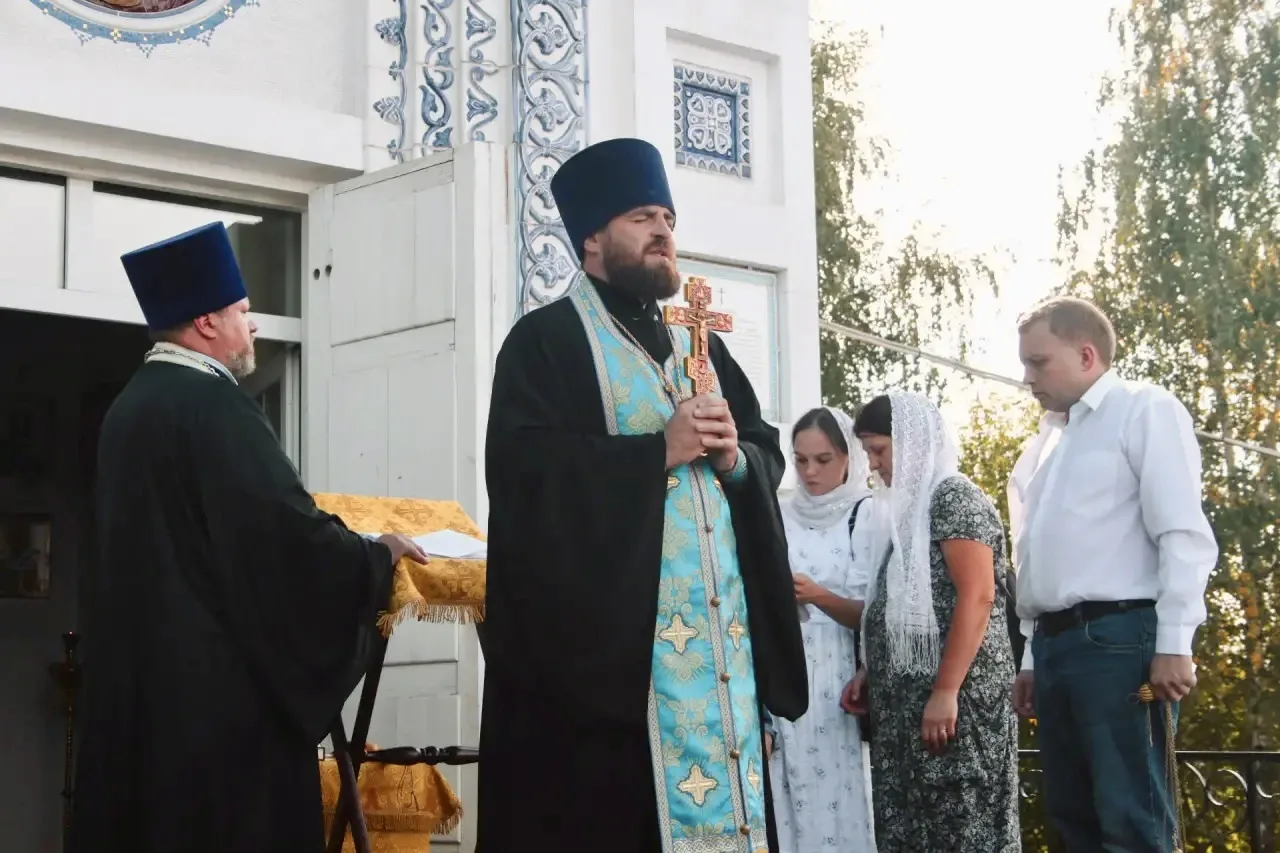 🙏🏼Духовное напутствие на новый учебный год: Молебен в Памятной часовне «Воспитание».