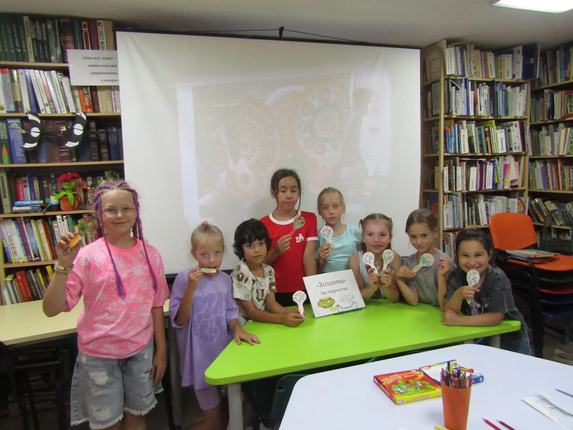 📚🧩В детской библиотеке, с понедельника по пятницу, с 13:00 до 14:00 проходят увлекате...