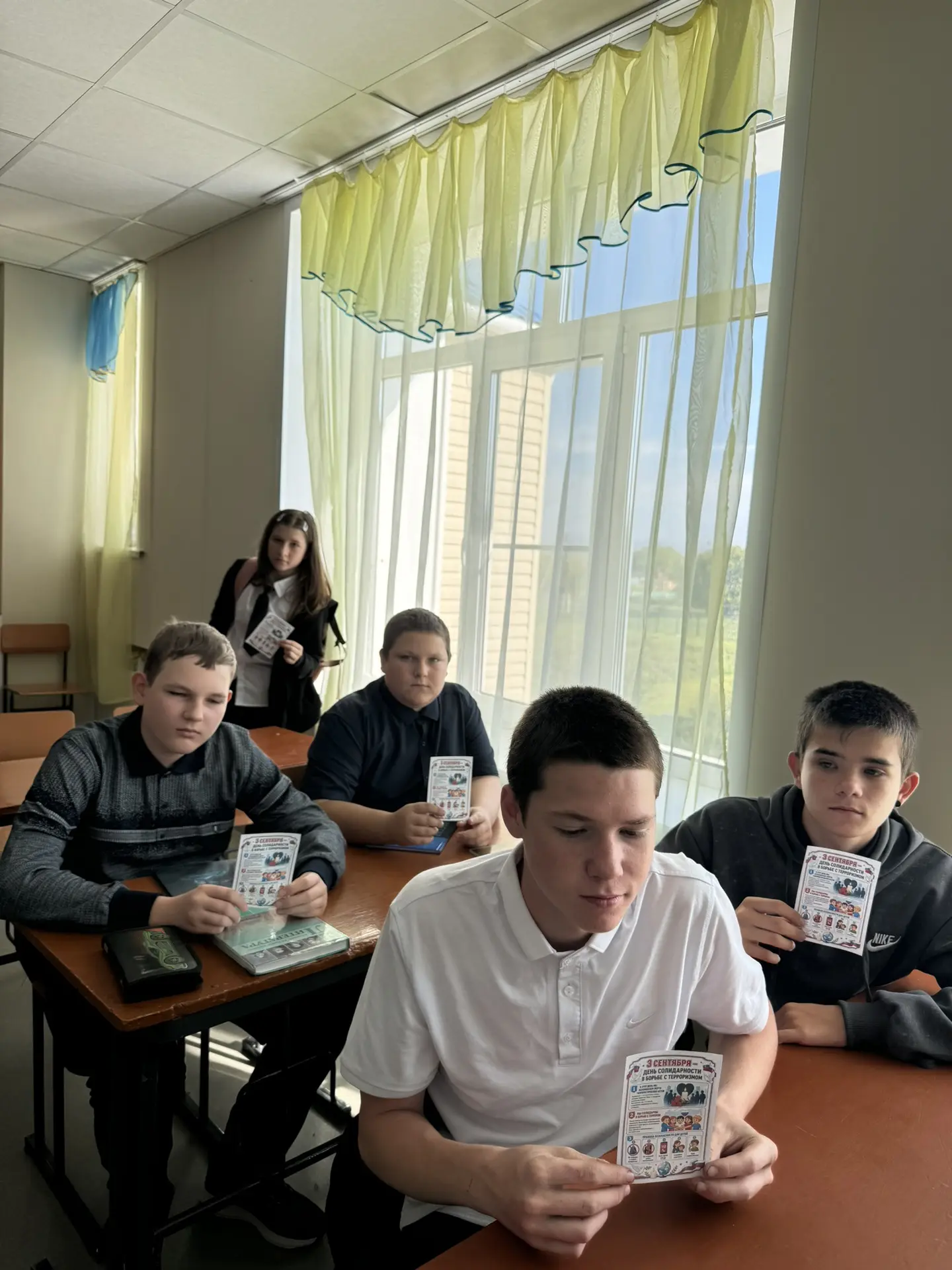 📌 В эти памятные дни в нашей школе была организована информационная беседа «Осторожно,...