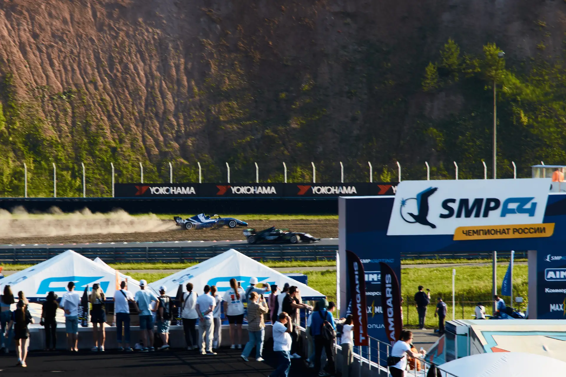 🔝🏁 Скоростные выходные в Татарстане

На «КазаньРинг Каньон» прошел II этап Чемпионата России SMP F