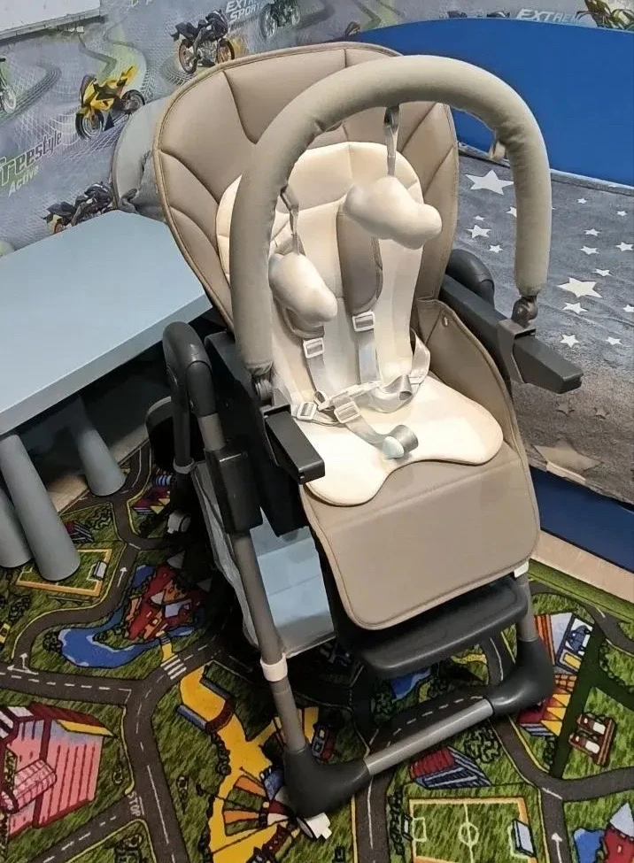 Продам детский стульчик для кормления Buba Go Amelia для детей от 0 до 36 месяцев. Столик снимается,