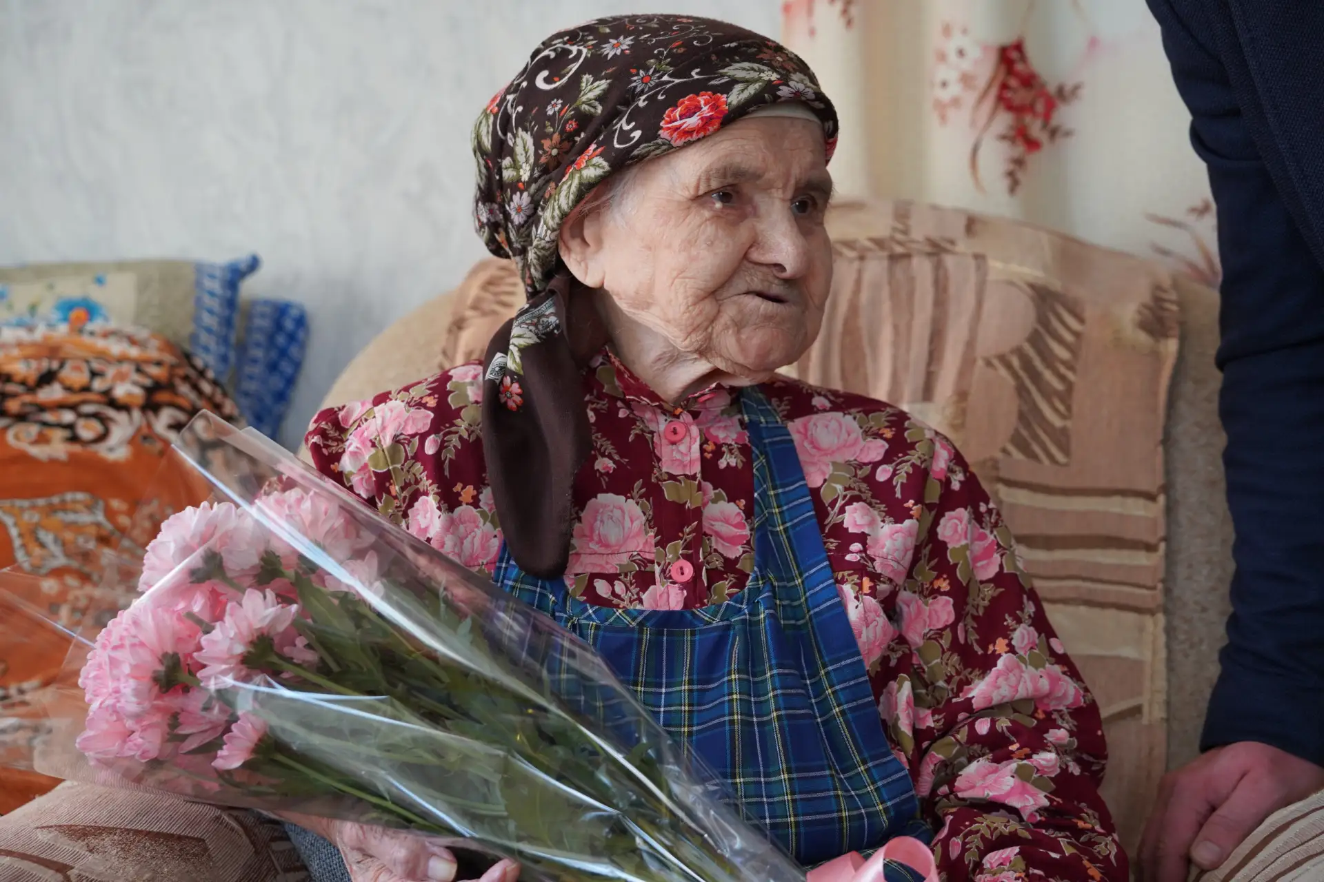На днях 90-летний юбилей отметила Анисья Константиновна Волкова из Курегово.