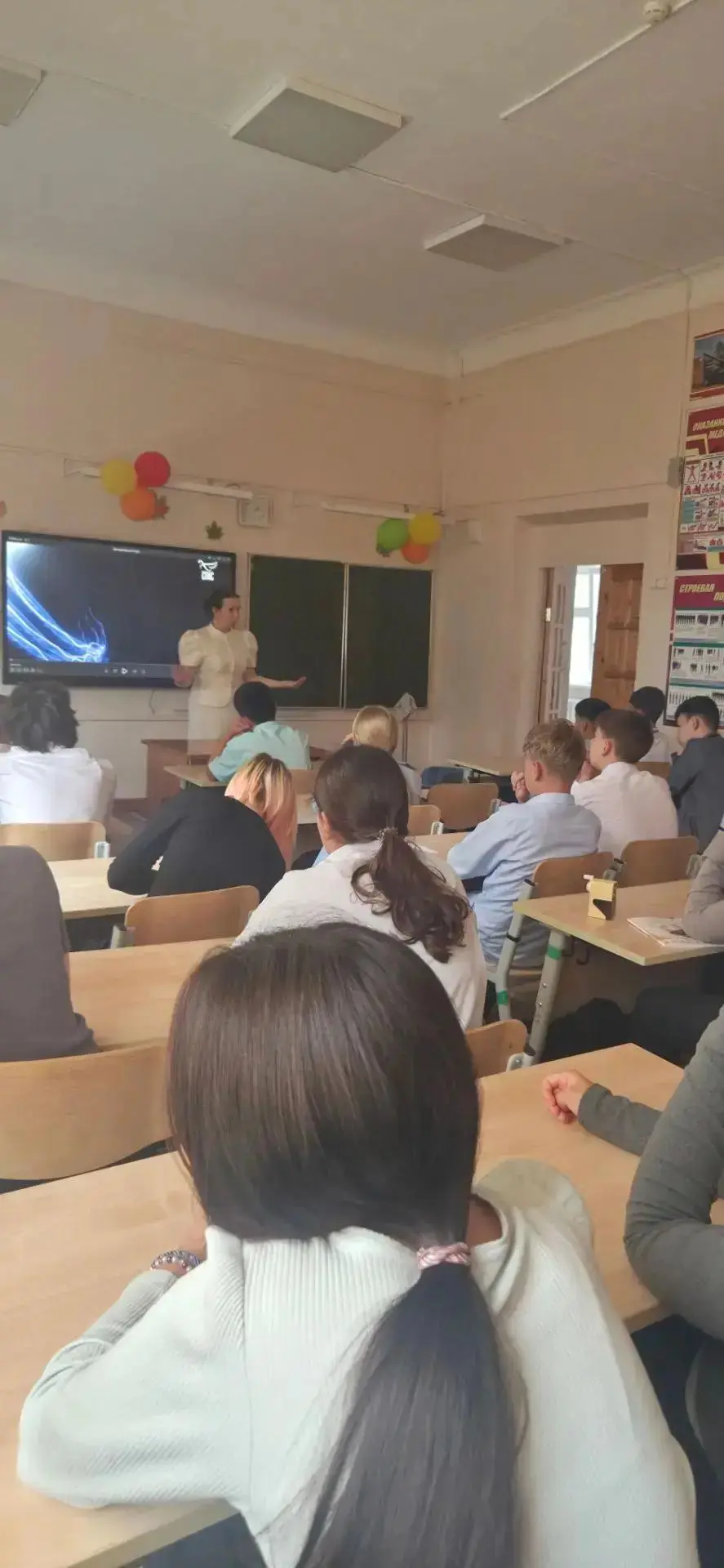 История за пределами учебника: в школе №23 прошла просветительская встреча 📜