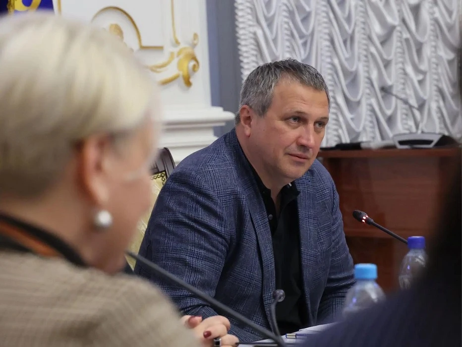 Глава Самары Иван Носков предоставил доклад о ликвидации пожара в доме №20 по 22 Партсъезда

Мэр соо