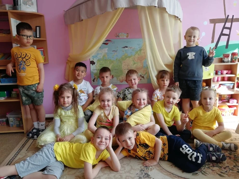 У нас в детском саду началась самая яркая неделя – "Разноцветный мир"! 🌟