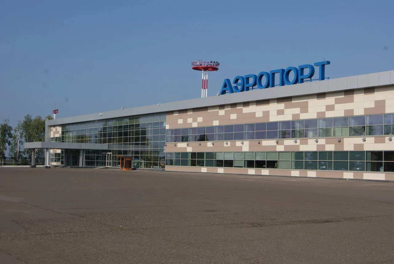 «Сочи» провёл в аэропорту 17 часов