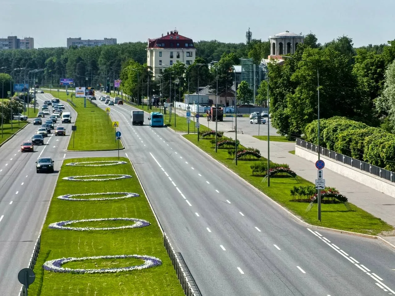 Неизданные кадры цветников и пейзажей с объектов АО « Калининское СПХ» 🌳