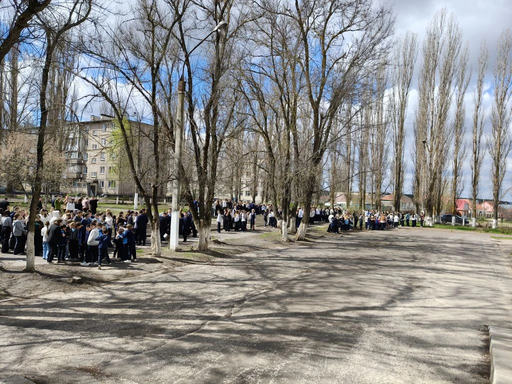 🔔 В нашей школе прошли учения по действиям при террористической угрозе  21 апреля в нашей школе сост