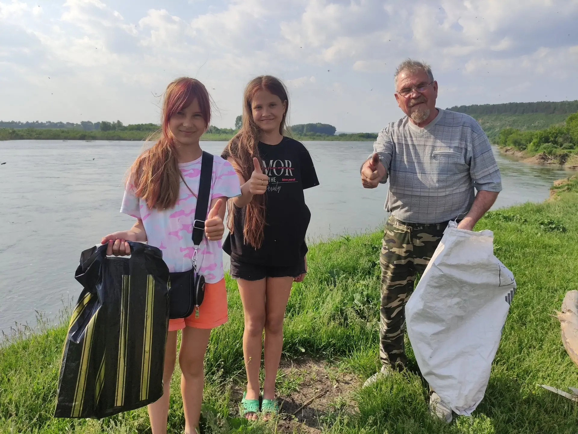 16 июня посетители летней детской игровой площадки при клубе Старочервово приняли участие в экологич