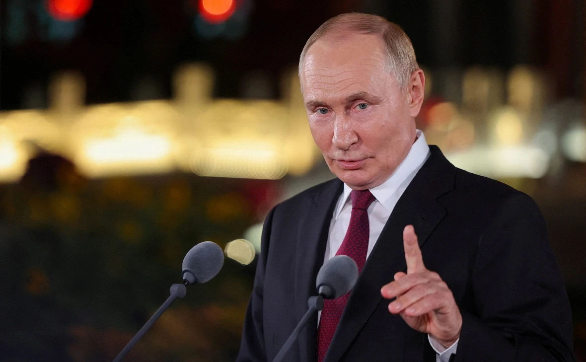 Владимир Владимирович, поздравляю Вас с Днём Рождения!!